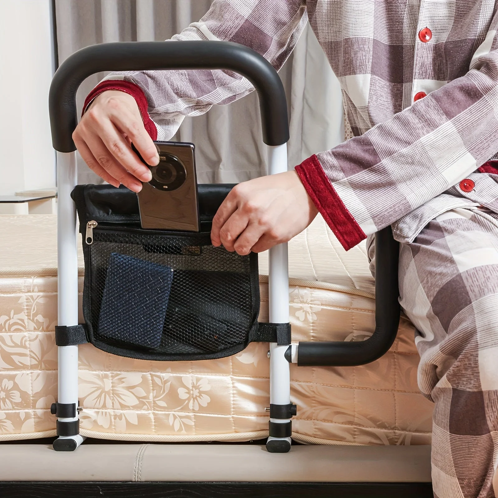 Bed Assist Handle with Dual Grip - Image 7