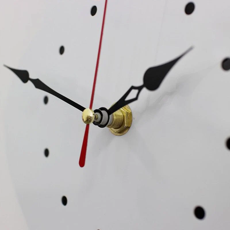 Cat Motion Wall Clock with Moving Tail Feature - Image 5