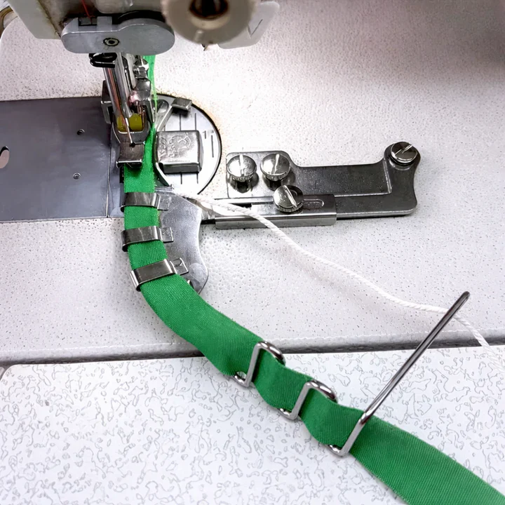 Double Fold Bias Tape Binder | Automatic Double Fold Direction | Stainless Steel | SeamGuide - Image 7
