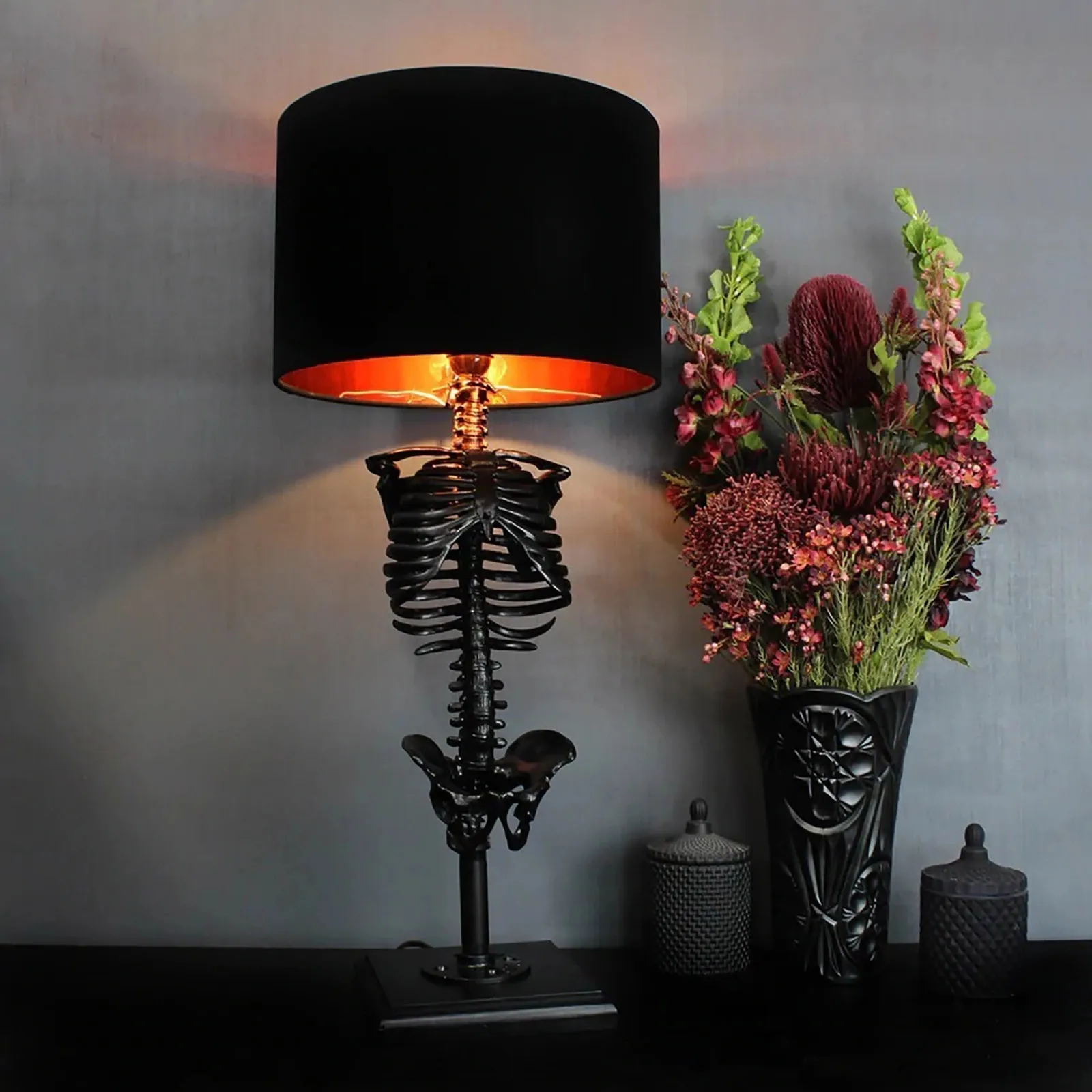 Gothic Skull Table Lamp - Image 8