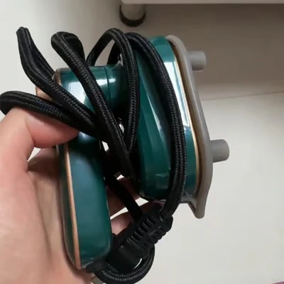 Handheld Portable Garment Steamer and Mini Iron - Image 12