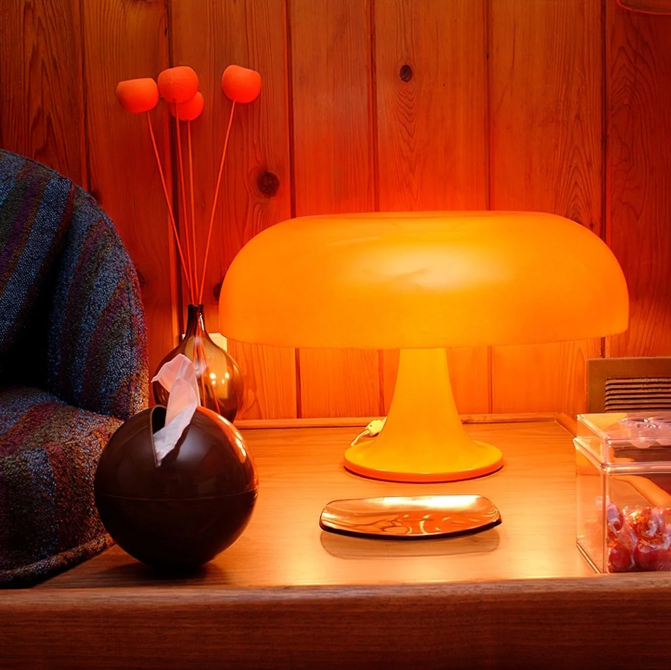 Nordic table lamp in the shape of a mushroom - Image 8