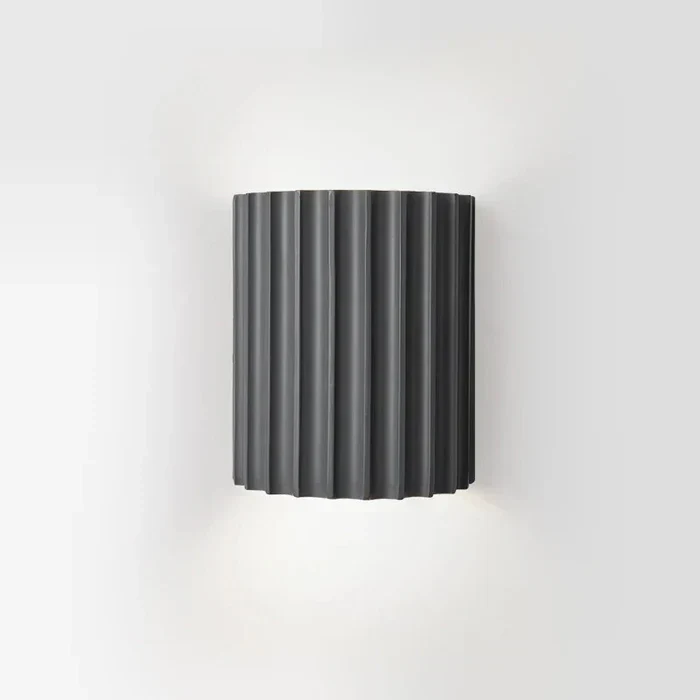 Resin Wall Light with Ribbed Shade – Contemporary Interior Design - Image 10