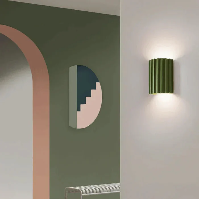 Resin Wall Light with Ribbed Shade – Contemporary Interior Design - Image 5