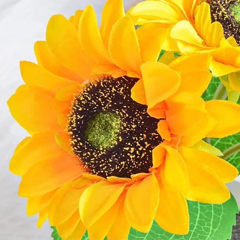 Sunflower LED Night Lamp - Image 3