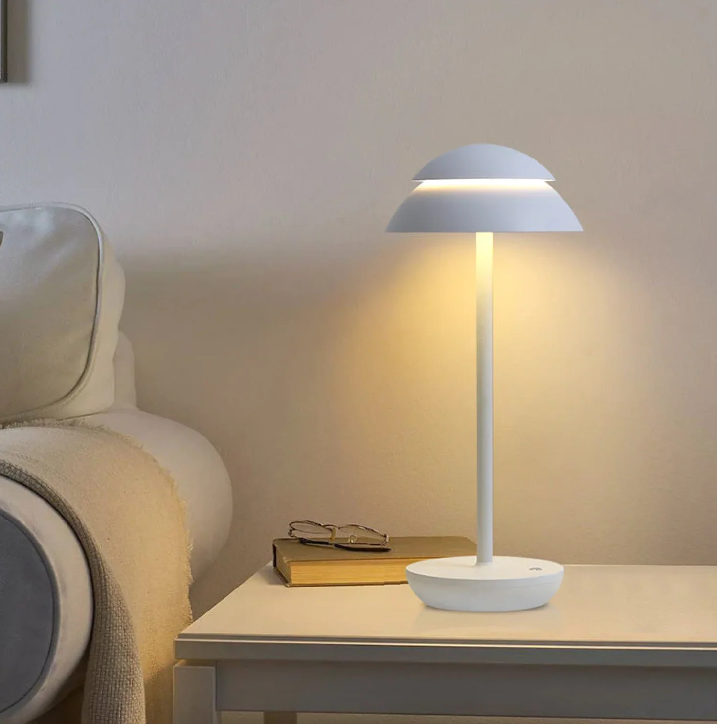 Wireless Dimmable LED Battery Table Lamp LuxeGlow - Modern via Touch | Living Room | Reading Lamp | Bedside Lamp - Image 4