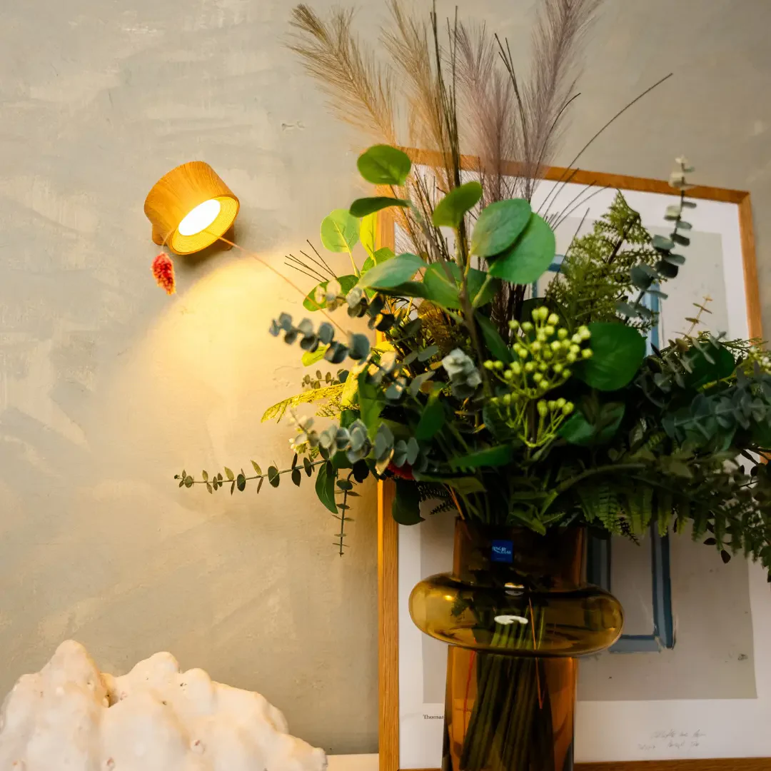 Wireless Wall Lamp — Ambient Light with the Touch of a Button - Image 7