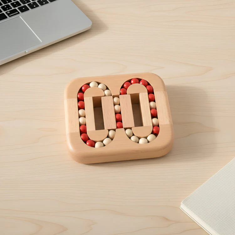 Wooden rotating puzzle game - Image 3